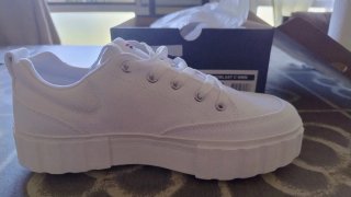Zapatillas Fila Sandblast plataforma blancas