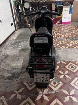 Vespa 1985 Negra Scooter