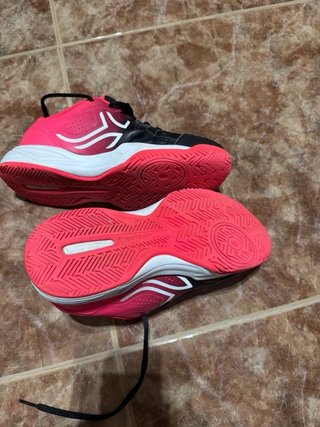 Zapatillas deportivas Artengo negras y rojas