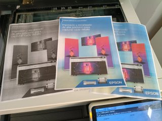 Konica Minolta Bizhub C454e Multifuncional