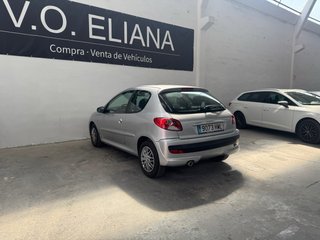 Peugeot 206 2011