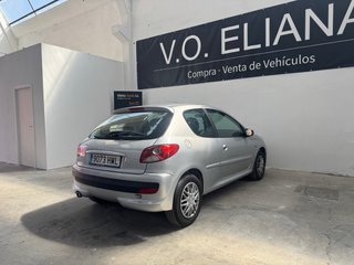 Peugeot 206 2011