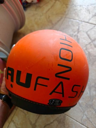 3 Cascos Moto y Visera
