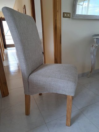 Cuatro sillas de comedor/salón