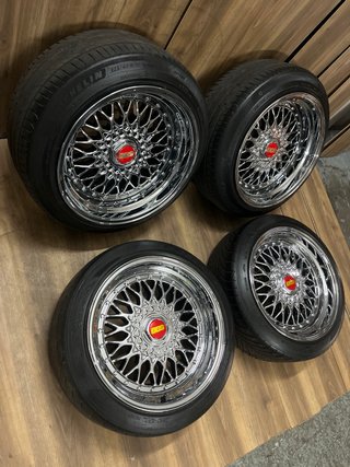 Llantas nuevas 18 bmw Cromadas con Neumáticos bien