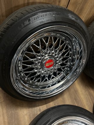Llantas nuevas 18 bmw Cromadas con Neumáticos bien