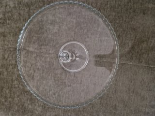 Alzatina in vetro trasparente