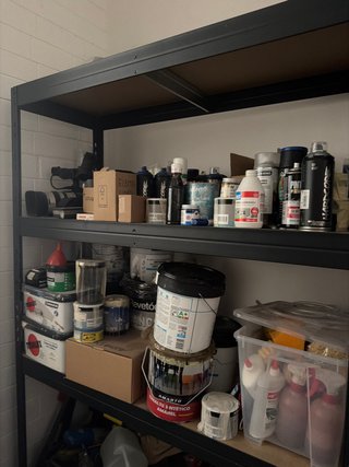 Lote de Pinturas y Recipientes
