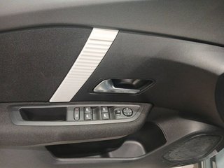 Citroën C4  Hybrid 145 ë-DCS6 Plus