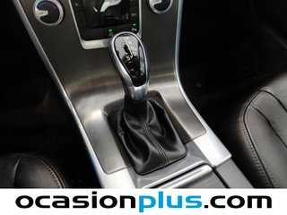 Volvo XC60 D4 Momentum Auto 133 kW (181 CV)