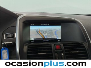 Volvo XC60 D4 Momentum Auto 133 kW (181 CV)
