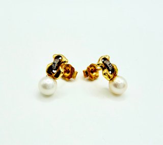 PENDIENTES OSO TOUS CON PERLA ORO 18K. Peso 1,98g
