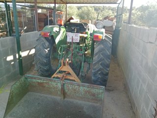 Tractor John Deere 1840