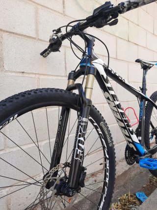Bicicleta carbono 29 pulgadas M