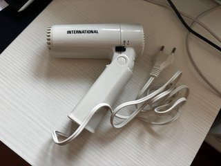 Secador de viaje INTERNATIONAL blanco