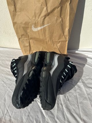 Nike Air Max 95 Negras y Verdes