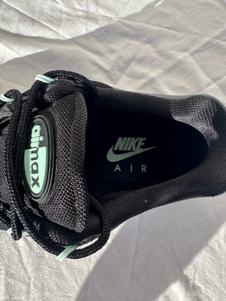 Nike Air Max 95 Negras y Verdes