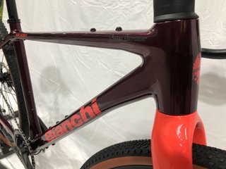 Bicicleta Bianchi Arcadex AL GRX 1x12 Burdeos