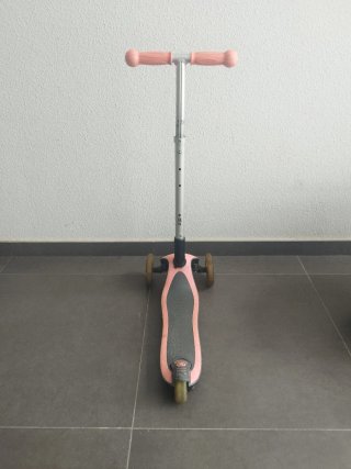 Patinete Globber 3 ruedas con luces