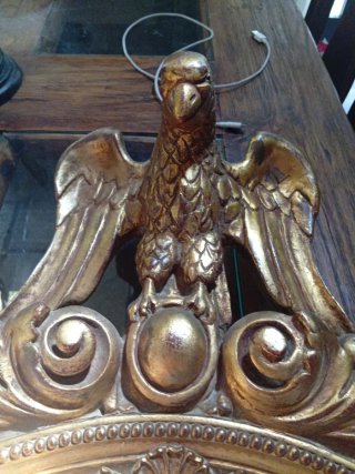 Espejo Antiguo Dorado con Águila