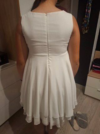 Vestido blanco y rosa para eventos