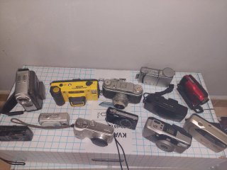 Conjunto di fotocamere digitali e videocamera JVC