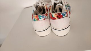Zapatillas con estampado floral