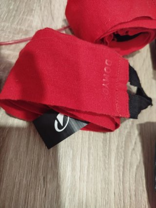 Guantes rosa, vendas rojas y Cuerda Boxeo Infantil