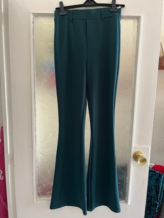 Pantalón campana verde