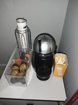 Macchina da caffè Dolce Gusto con capsule