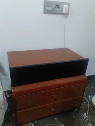URGENTE! Cómoda y 2 Mesitas Madera