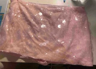 Minigonna rosa con paillettes