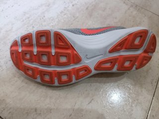 Zapatos Nike Deportivos Grises y Rojos