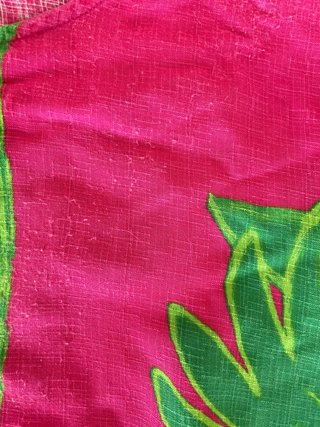Blusa corta estampada