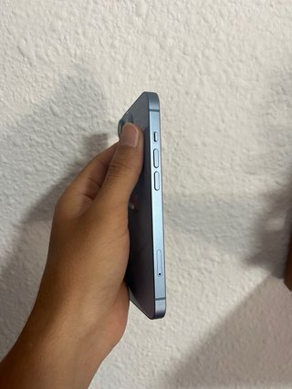 iPhone 14 93%