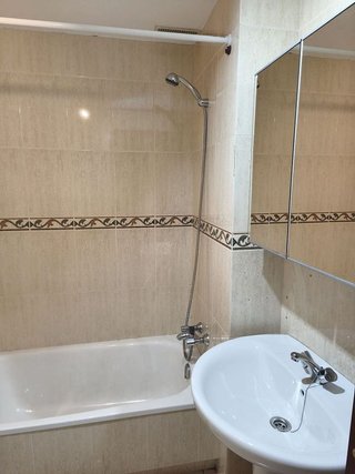 Piso en alquiler en Carranque - Haza Cuevas en Málaga
