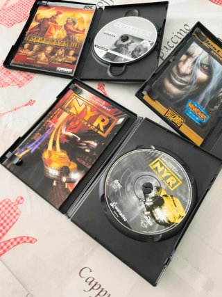 Lote 3 Juegos PC: Imperium III, Warcraft, NYR