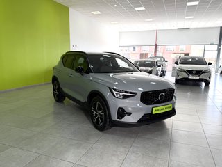 Volvo XC40 Plus Dark 2.0 B3 G 163CV Auto MHEV !!!!