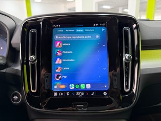 Volvo XC40 Plus Dark 2.0 B3 G 163CV Auto MHEV !!!!