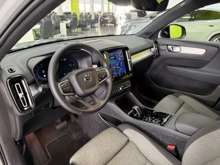 Volvo XC40 Plus Dark 2.0 B3 G 163CV Auto MHEV !!!!