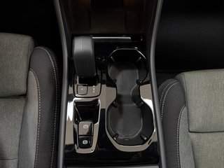 Volvo XC40 Plus Dark 2.0 B3 G 163CV Auto MHEV !!!!