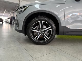 Volvo XC40 Plus Dark 2.0 B3 G 163CV Auto MHEV !!!!