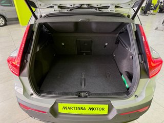 Volvo XC40 Plus Dark 2.0 B3 G 163CV Auto MHEV !!!!