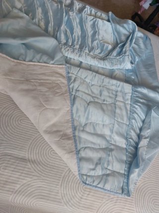 Edredón raso azul cama 80