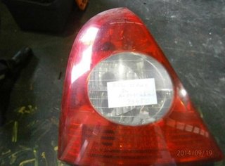 Piloto trasero izquierdo renault clio ii 1.4 39450