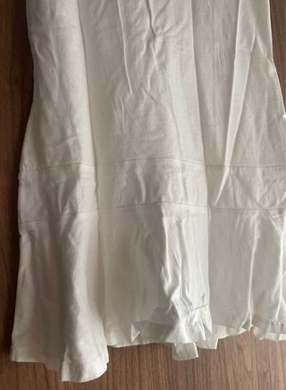 Camiseta cruzada blanca con detalles