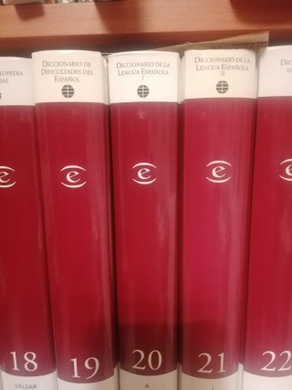 Enciclopedia universal, y más (30 tomos)