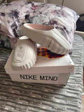 Nike Mind nuove grigie