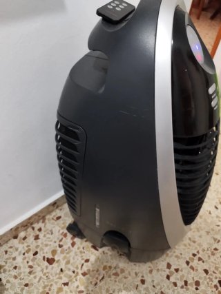 Enfriador de aire negro y plateado