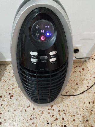 Enfriador de aire negro y plateado